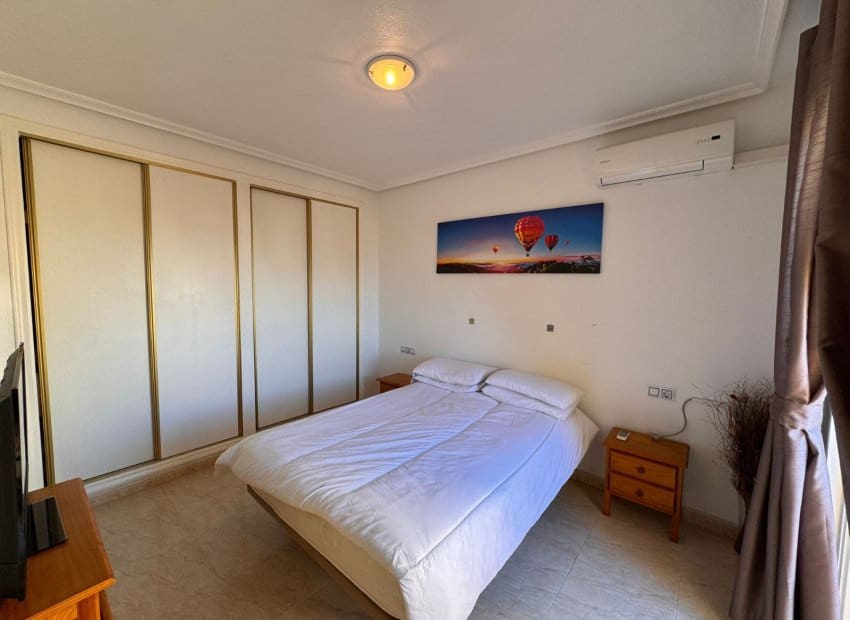 3 soveværelse Byhus til salg i Campoamor med swimmingpool - € 229.995 (Ref: 9761591)