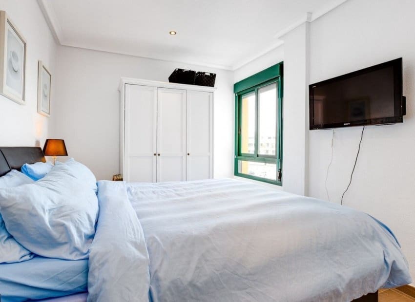 2 bedroom Apartment for sale in Campoamor with pool - € 185,000 (Ref: 9769005)