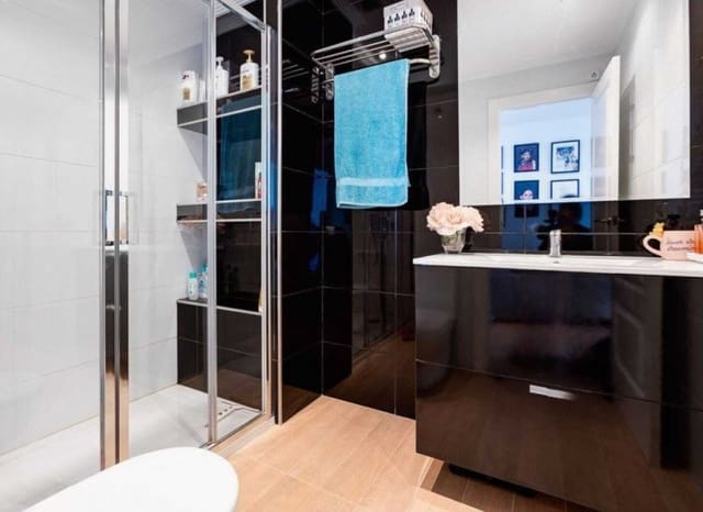 2 slaapkamer Appartement te koop in Campoamor, Orihuela met zwembad - € 185.000 (Ref: 9769005)