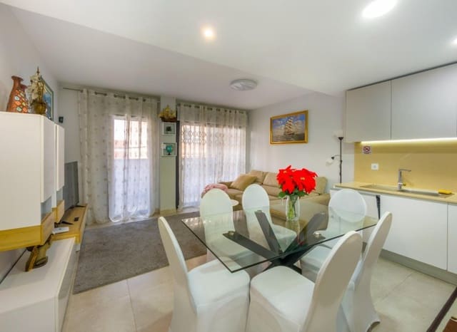 2 slaapkamer Appartement te koop in Antonio Machado, Torrevieja met zwembad - € 274.000 (Ref: 9769010)