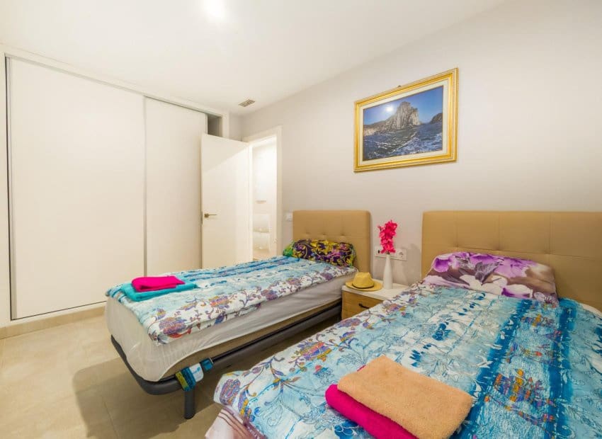 2 chambre Appartement à vendre à Torrevieja avec piscine - 274 000 € (Ref: 9769010)