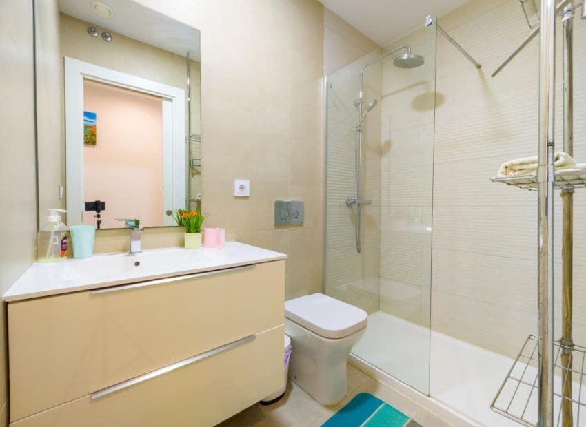 2 chambre Appartement à vendre à Torrevieja avec piscine - 274 000 € (Ref: 9769010)