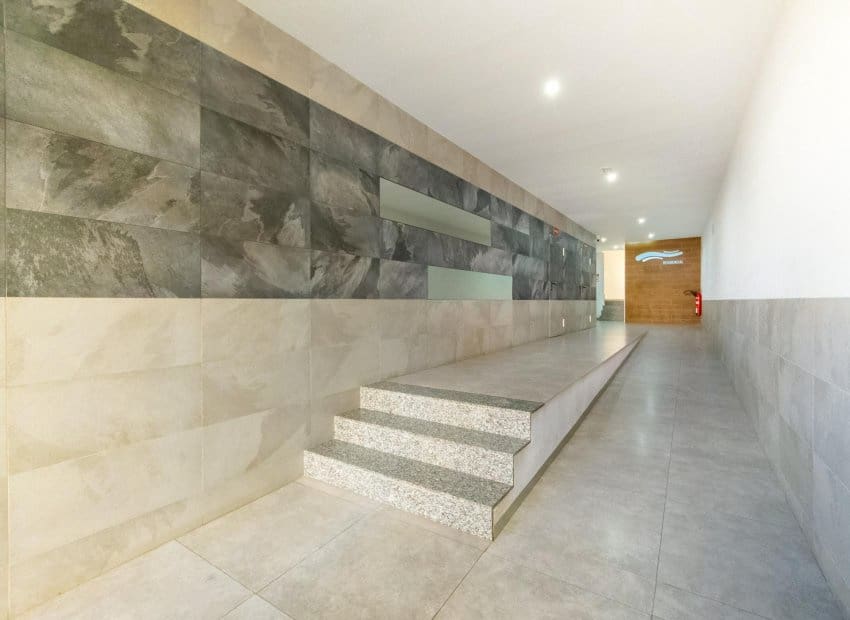 2 chambre Appartement à vendre à Torrevieja avec piscine - 274 000 € (Ref: 9769010)