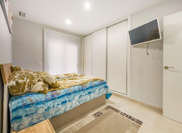 2 slaapkamer Appartement te koop in Antonio Machado, Torrevieja met zwembad - € 274.000 (Ref: 9769010)