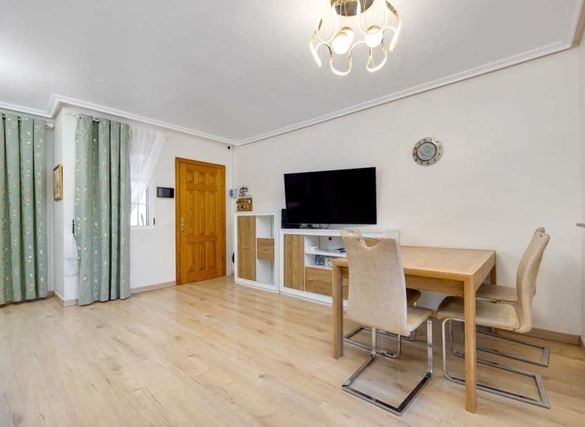 3 soverom Hus til salgs i Aguas Nuevas med svømmebasseng - € 249 900 (Ref: 9769011)