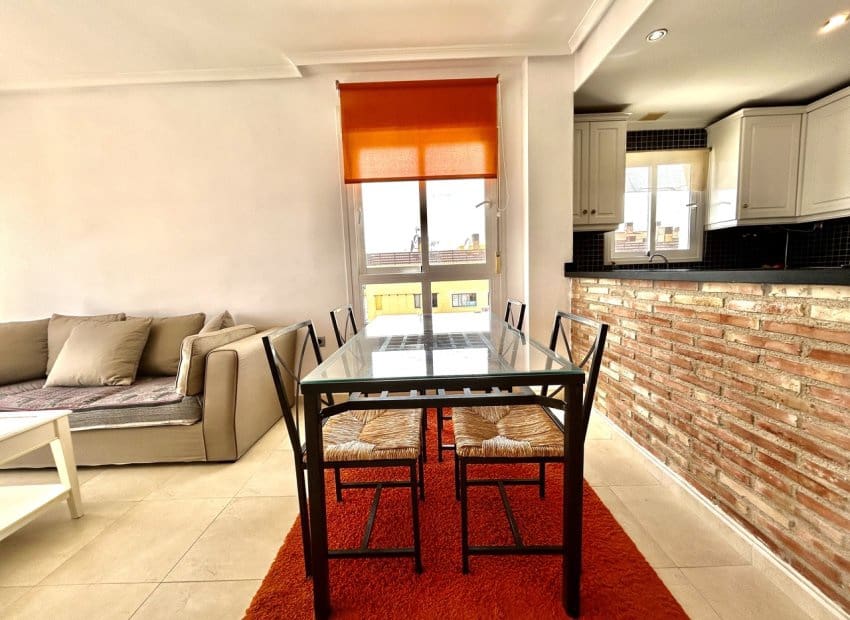 2 slaapkamer Appartement te koop in Villamartin met zwembad - € 190.000 (Ref: 9769012)