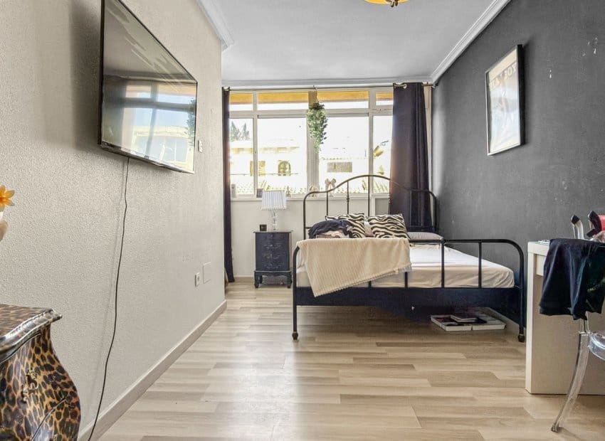 2 soveværelse Byhus til salg i La Florida med swimmingpool - € 179.900 (Ref: 9769016)