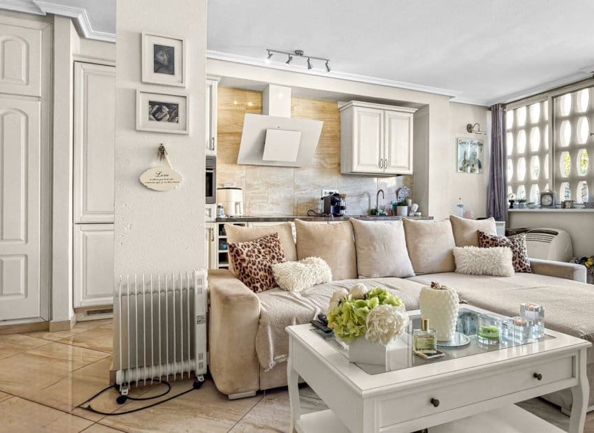 2 soveværelse Byhus til salg i La Florida med swimmingpool - € 179.900 (Ref: 9769016)