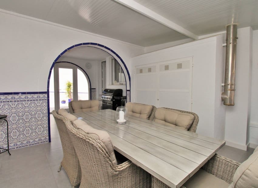 Chalet de 3 habitaciones en Orihuela Costa en venta con piscina - 499.000 € (Ref: 9769017)