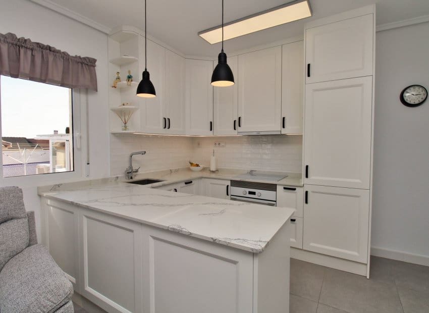 Chalet de 3 habitaciones en Orihuela Costa en venta con piscina - 499.000 € (Ref: 9769017)