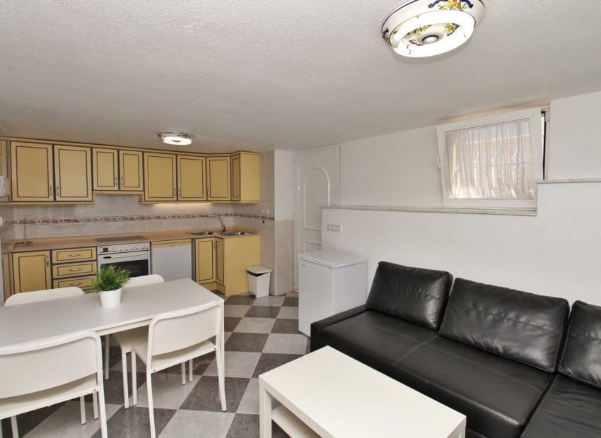 Chalet de 3 habitaciones en Orihuela Costa en venta con piscina - 499.000 € (Ref: 9769017)