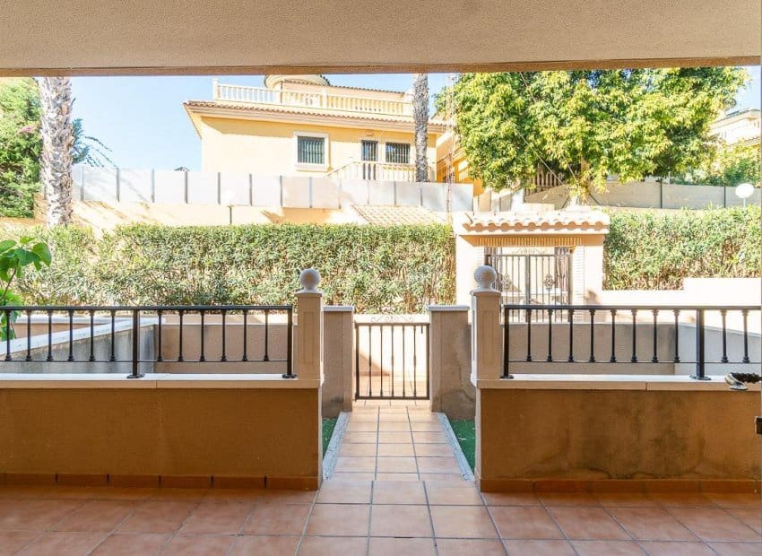2 Zimmer Apartment zu verkaufen in Orihuela Costa mit Pool - 169.000 € (Ref: 9769023)