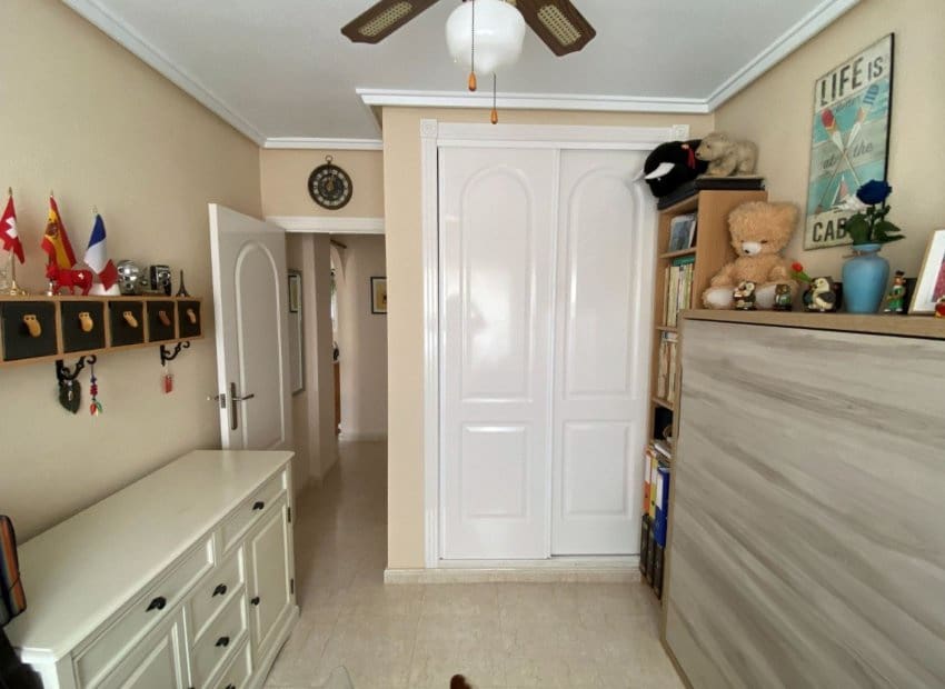 Apartamento de 2 habitaciones en Rojales en venta con piscina - 189.995 € (Ref: 9769024)