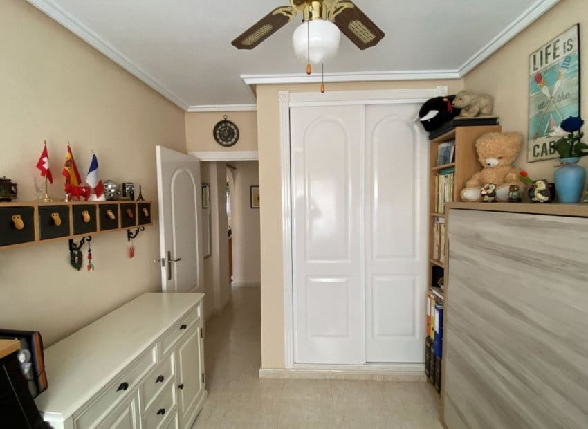 Apartamento de 2 habitaciones en Rojales en venta con piscina - 189.995 € (Ref: 9769024)