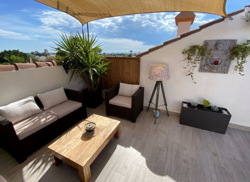 Apartamento de 2 habitaciones en Rojales en venta con piscina - 189.995 € (Ref: 9769024)