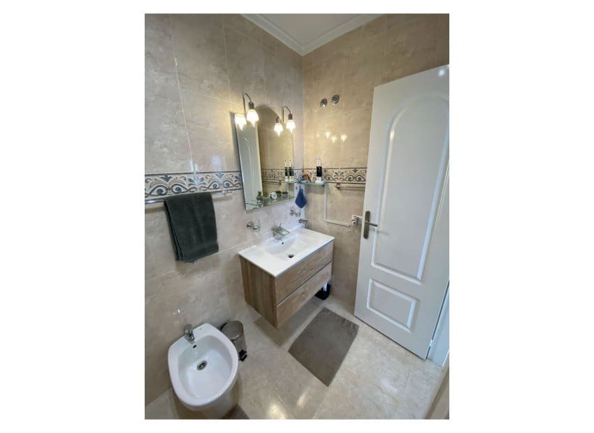 Apartamento de 2 habitaciones en Rojales en venta con piscina - 189.995 € (Ref: 9769024)