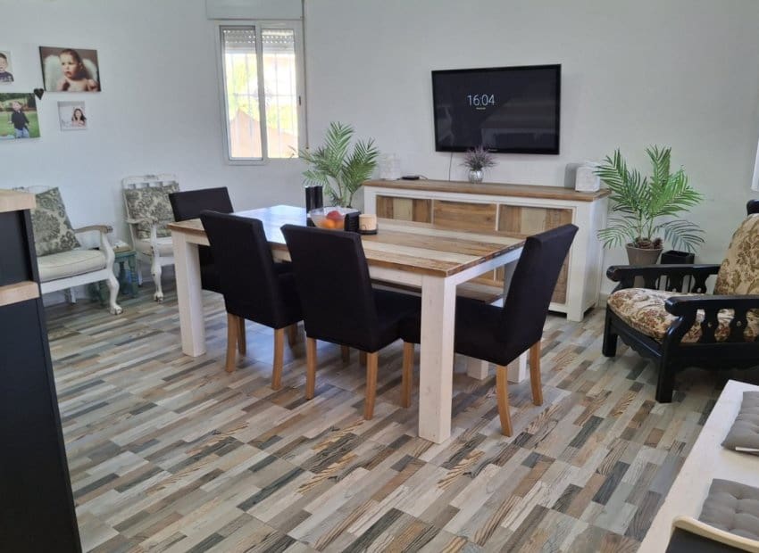 4 bedroom Villa for sale in Dona Pepa with pool - € 395,000 (Ref: 9769025)