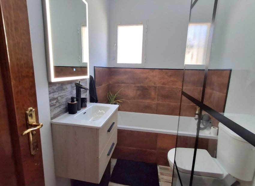 4 bedroom Villa for sale in Dona Pepa with pool - € 395,000 (Ref: 9769025)