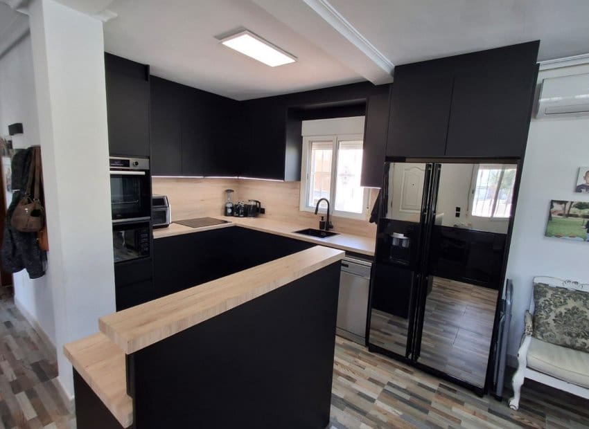 4 bedroom Villa for sale in Dona Pepa with pool - € 395,000 (Ref: 9769025)