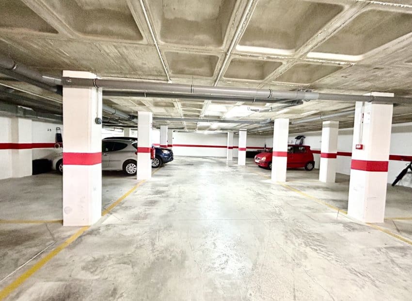 2 Zimmer Apartment zu verkaufen in Villamartin mit Pool - 229.500 € (Ref: 9770908)