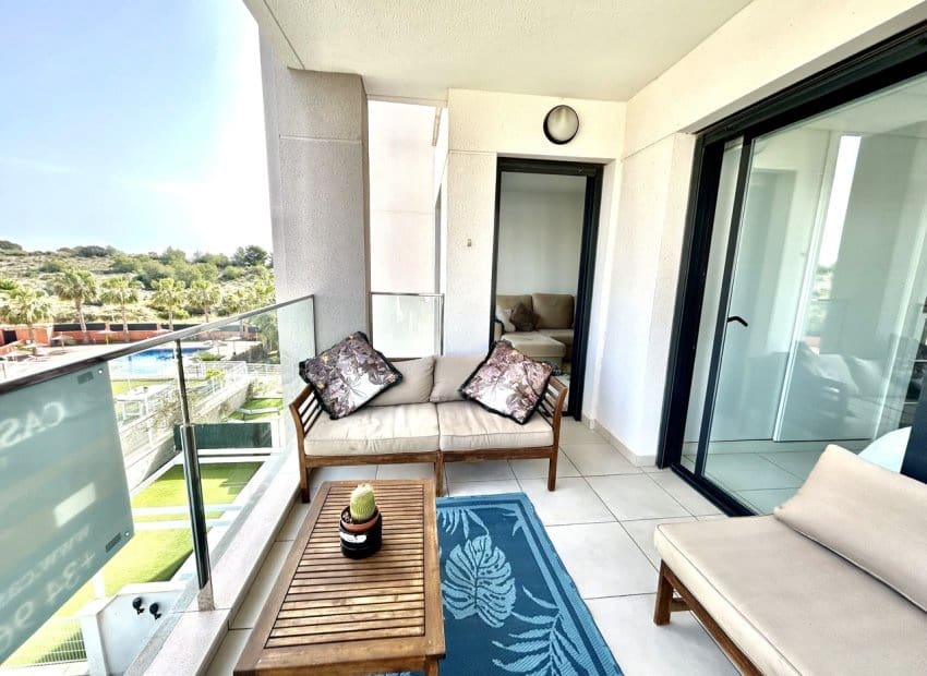 2 Zimmer Apartment zu verkaufen in Villamartin mit Pool - 229.500 € (Ref: 9770908)