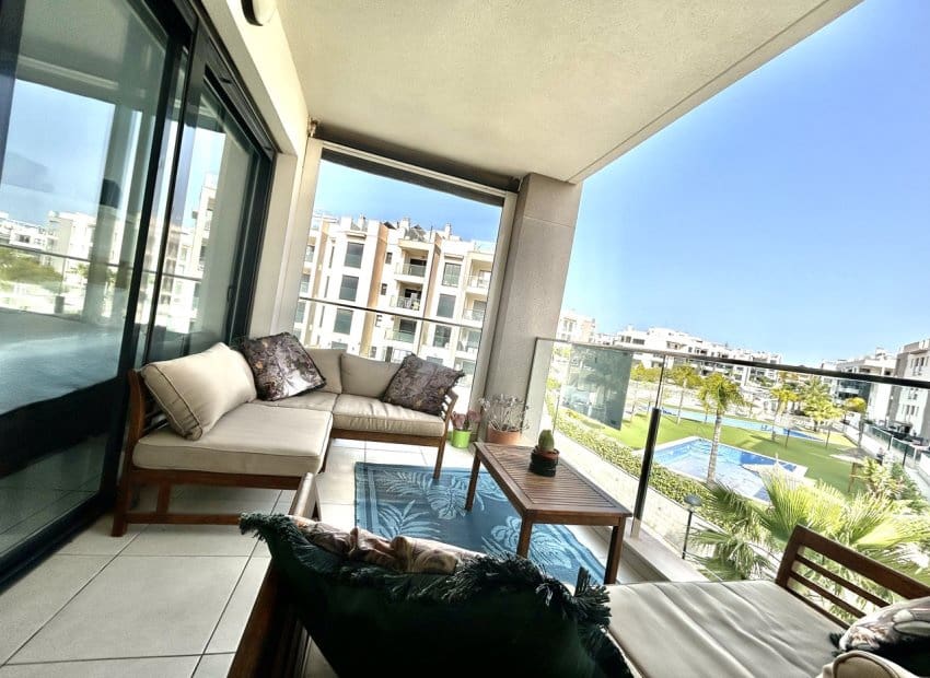 2 Zimmer Apartment zu verkaufen in Villamartin mit Pool - 229.500 € (Ref: 9770908)