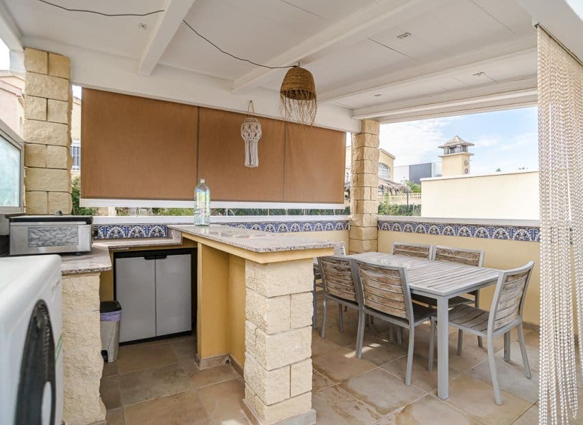 3 sovrum Villa till salu i San Fulgencio med pool - 309 999 € (Ref: 9770911)