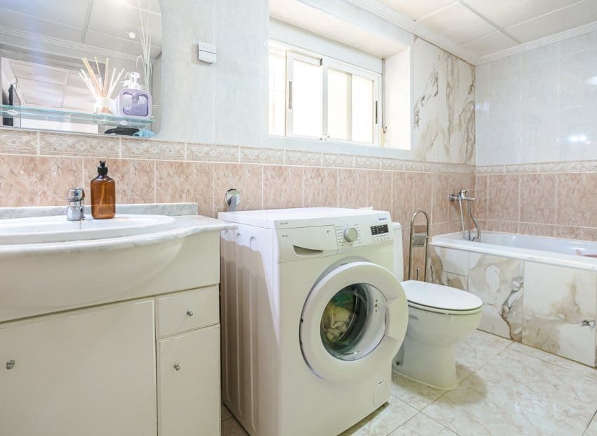 3 sovrum Villa till salu i San Fulgencio med pool - 309 999 € (Ref: 9770911)