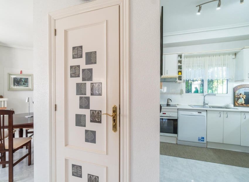 3 quarto Moradia para venda em Playa Flamenca com piscina - 640 000 € (Ref: 9770912)