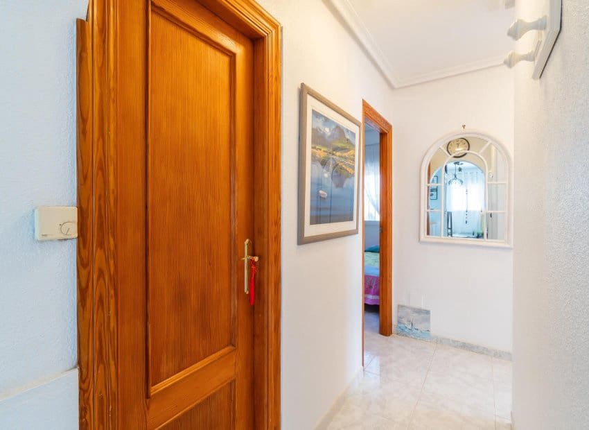 3 quarto Moradia para venda em Playa Flamenca com piscina - 640 000 € (Ref: 9770912)