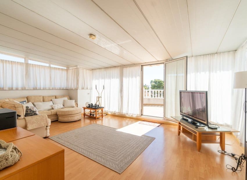 3 quarto Moradia para venda em Playa Flamenca com piscina - 640 000 € (Ref: 9770912)