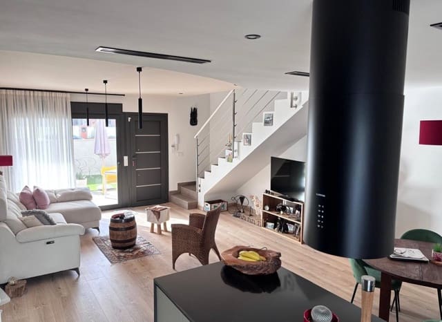 2 slaapkamer Huis te koop in Los Montesinos - € 374.500 (Ref: 9770914)