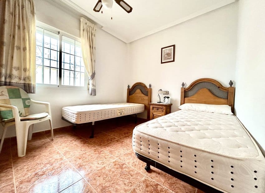 3 soverom Hus til salgs i Cabo Roig med svømmebasseng - € 220 000 (Ref: 9770916)