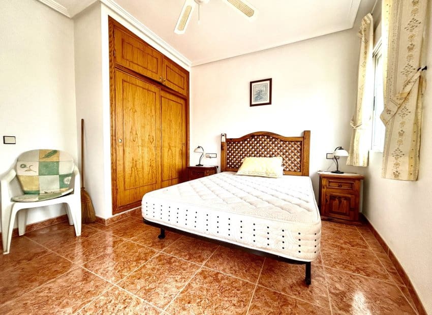 3 soverom Hus til salgs i Cabo Roig med svømmebasseng - € 220 000 (Ref: 9770916)