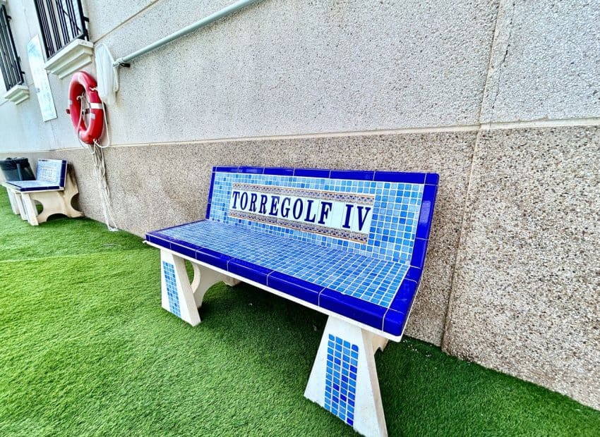 2 soveværelse Lejlighed til salg i Villamartin med swimmingpool - € 159.950 (Ref: 9770917)