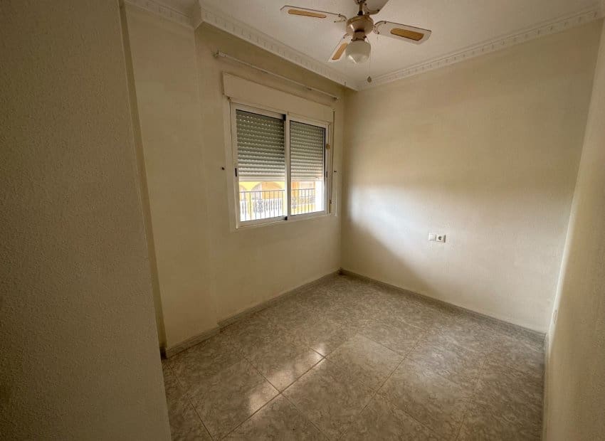 2 slaapkamer Appartement te koop in Algorfa met zwembad - € 125.000 (Ref: 9775974)