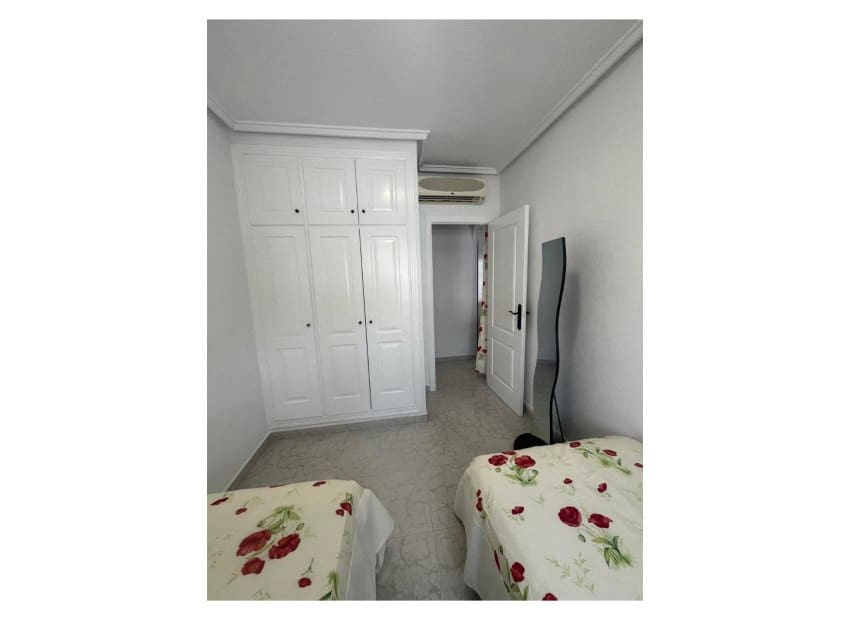 2 soveværelse Lejlighed til salg i Dona Pepa - € 198.000 (Ref: 9775978)