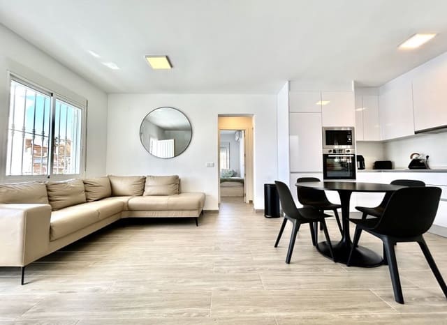 5 soveværelse Villa til salg i Villamartin, Orihuela med swimmingpool - € 459.000 (Ref: 9775979)