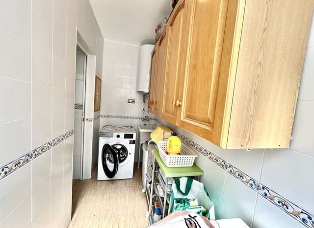 4 soveværelse Lejlighed til salg i Almoradí - € 159.000 (Ref: 9775980)