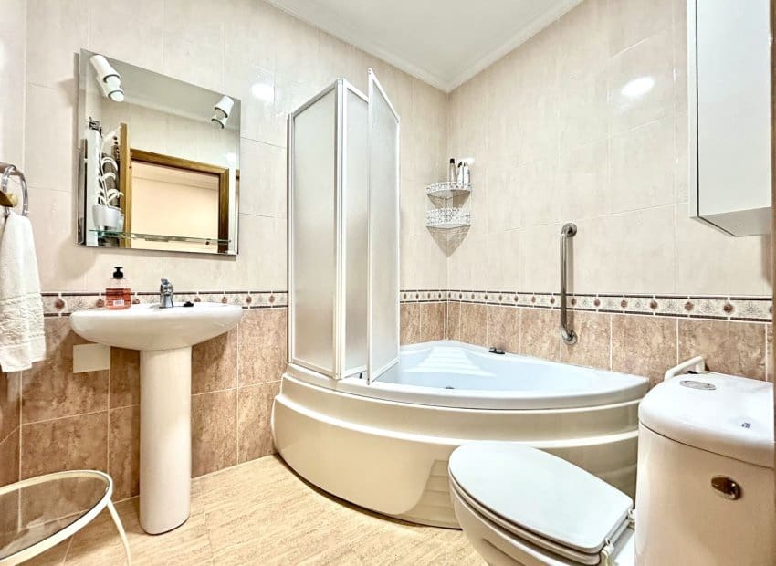 4 quarto Apartamento para venda em Almoradi - 159 000 € (Ref: 9775980)