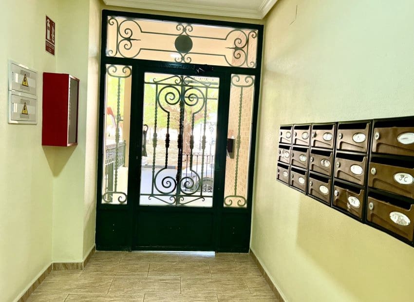 4 quarto Apartamento para venda em Almoradi - 159 000 € (Ref: 9775980)