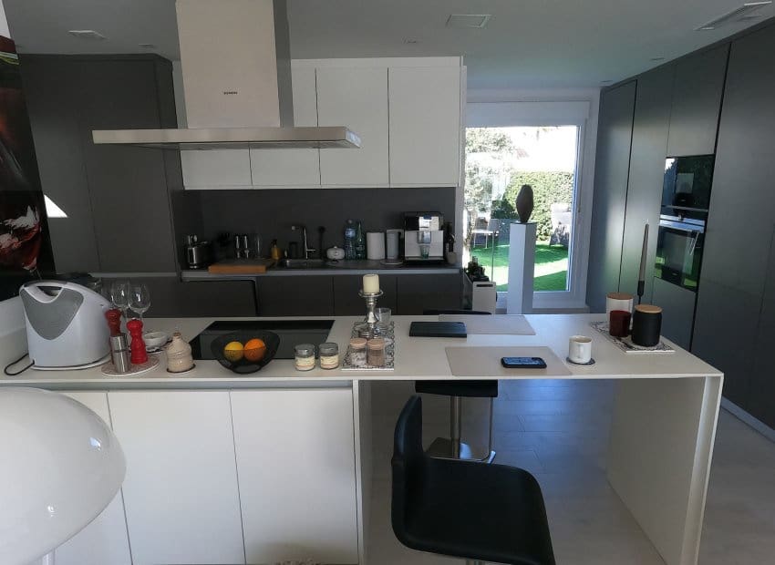 3 slaapkamer Villa te koop in Algorfa met zwembad - € 585.000 (Ref: 9778461)