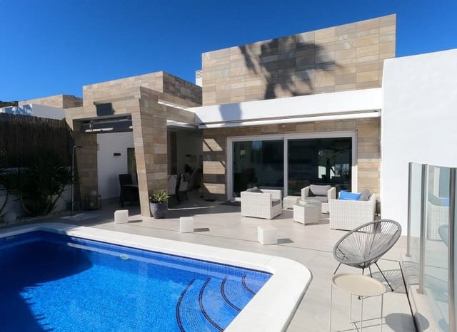 3 slaapkamer Villa te koop in Algorfa met zwembad - € 585.000 (Ref: 9778461)