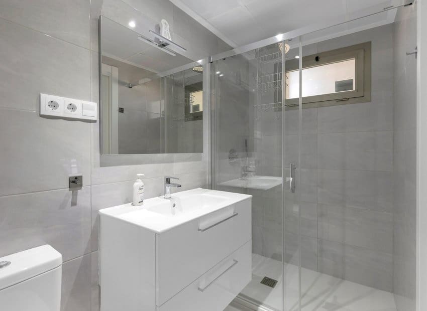 2 slaapkamer Appartement te koop in Orihuela Costa met zwembad - € 289.000 (Ref: 9778462)