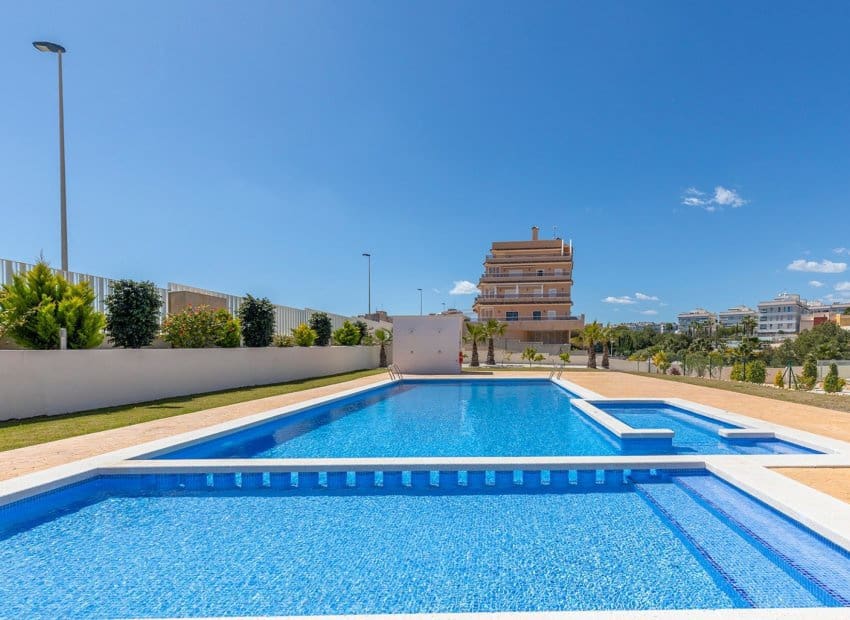 2 slaapkamer Appartement te koop in Orihuela Costa met zwembad - € 289.000 (Ref: 9778462)
