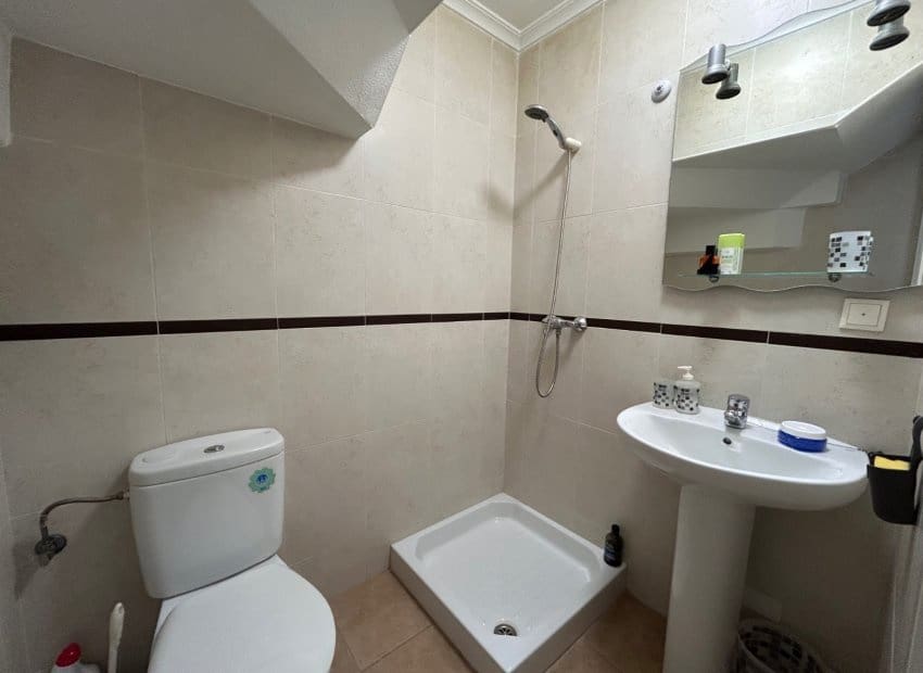 2 slaapkamer Appartement te koop in Jacarilla met zwembad - € 108.000 (Ref: 9781261)