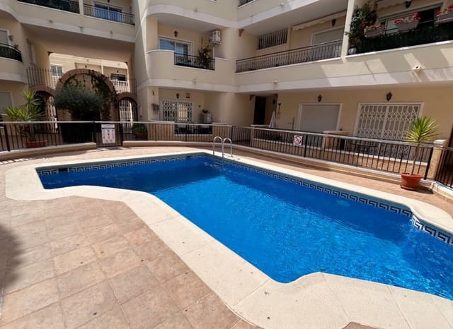 2 slaapkamer Appartement te koop in Jacarilla met zwembad - € 108.000 (Ref: 9781261)