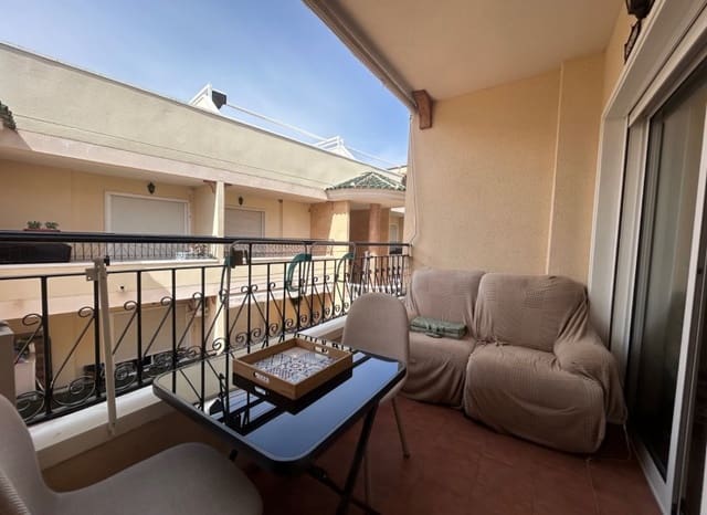 2 slaapkamer Appartement te koop in Jacarilla met zwembad - € 108.000 (Ref: 9781261)