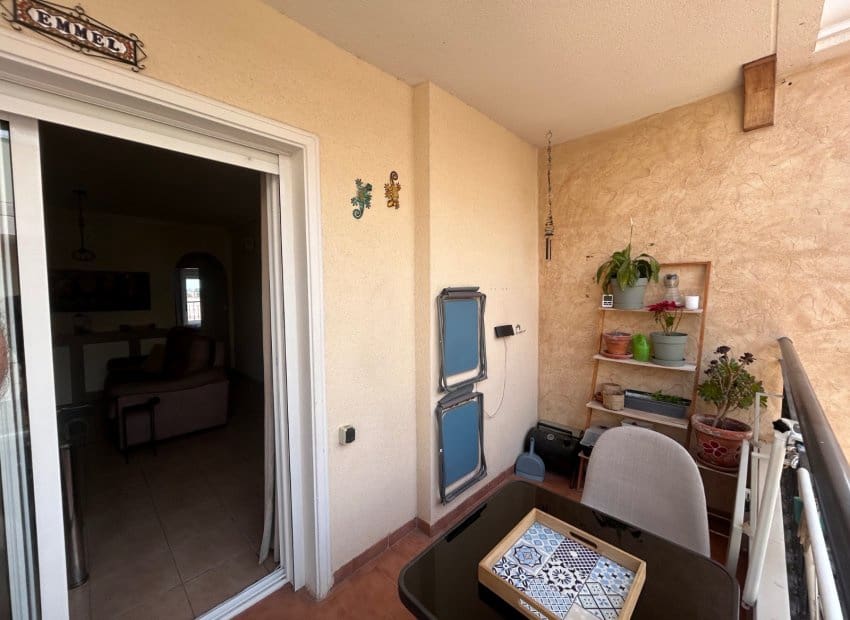 2 slaapkamer Appartement te koop in Jacarilla met zwembad - € 108.000 (Ref: 9781261)