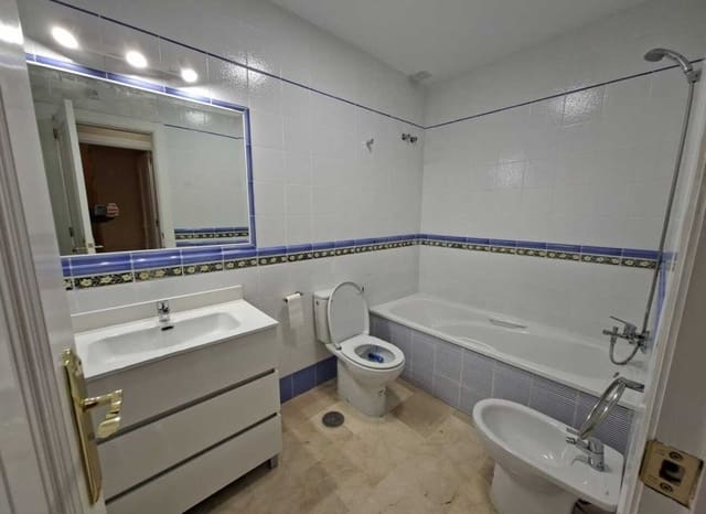 2 soverom Leilighet til salgs i Blue Lagoon - € 229 000 (Ref: 9781262)